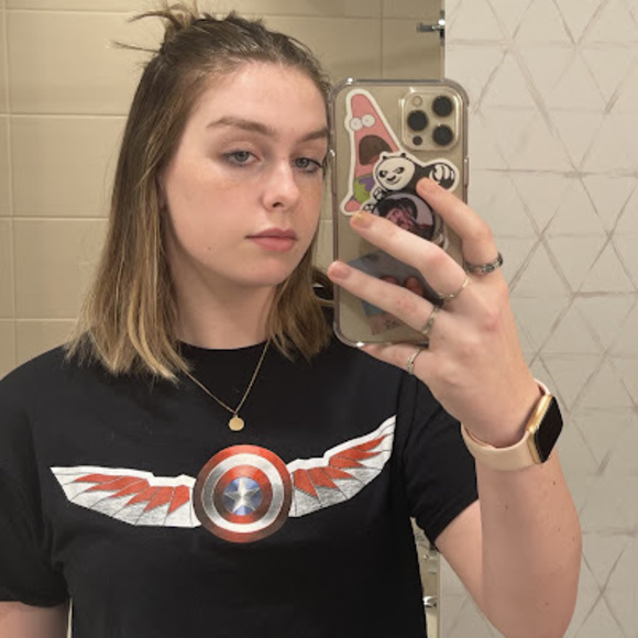 Meet your Posher, Simone - Picture 1 of 1